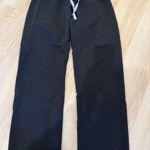 Figs Women’s Livingston scrub pants